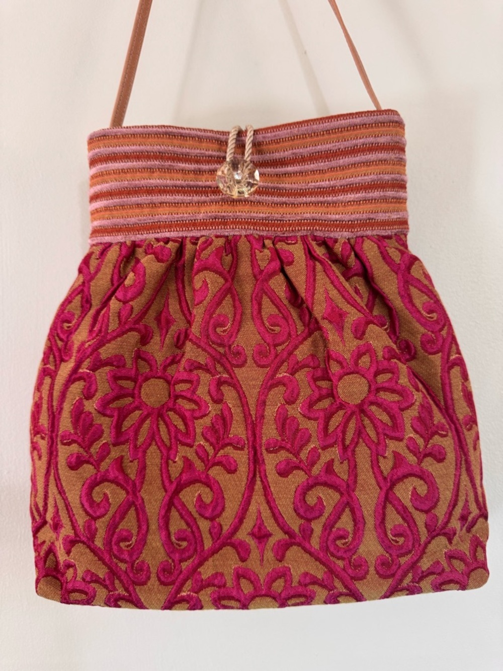 Vintage Dorit Collection Embroidered Floral Pink Bag, Made in USA - Picture 2 of 15